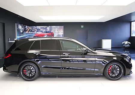 Mercedes-Benz C 63 AMG Mercedes-AMG C 63 T S Mercedes-AMG S
