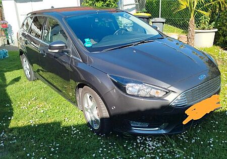 Ford Focus 2,0TDCi 110kW DPF Titanium Turnier Tit...