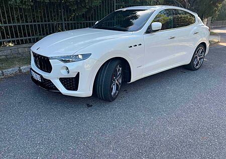 Maserati Levante Benzin 3.0 V6 316kW S GRANSPORT 4x4 ...