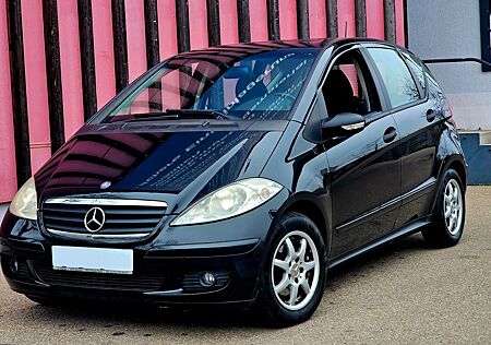 Mercedes-Benz A 170 A170- Schiebedach-Neu-Tüv + Neu-Service