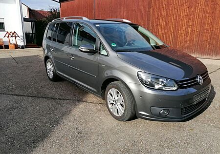 VW Touran Volkswagen 2.0 TDI DSG LIFE, Zahnriemen neu
