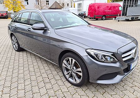 Mercedes-Benz C 250 gebraucht kaufen Mercedes-Benz C 250 d 4M. AV. 9G PANO LEDER LED HUD AHK NAVI
