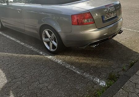 Audi A4 8H 2.4 Cabriolet Garagenfahrzeug