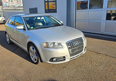 Audi A3 3.2 quattro Ambition S-Line (Exterieur)