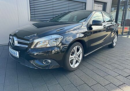 Mercedes-Benz A 180 Urban PDC SHZ Navi Park Paket