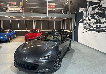 Mazda MX-5 Sakura/Unfallfrei/2.0L/55tkm