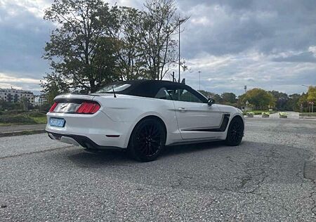 Ford Mustang 2.3 EcoBoost Auto /// deutsches Fahrzeug