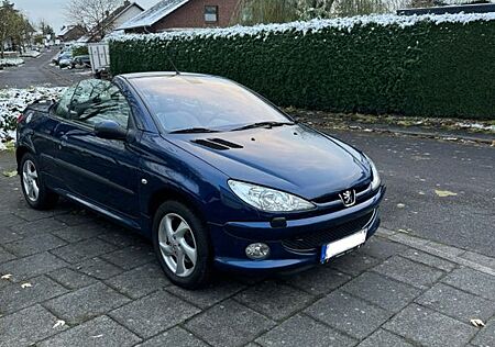 Peugeot 206 CC Sehr Gepflegt Inspektion Neu