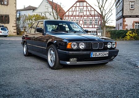 BMW M5 E34 - 3,5-Liter-315 PS