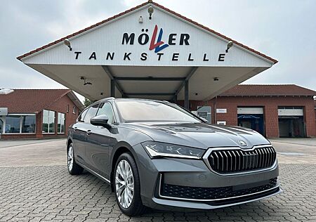 Skoda Superb Combi Selection 1.5 TSI DSG / AHK Navi