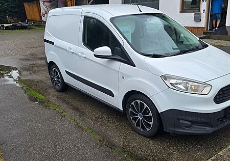 Ford Transit Courier Trend