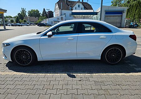 Mercedes-Benz A 200 d DCT -