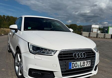 Audi A1 1.0 TFSI S-Line | Scheckheftgepflegt