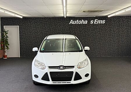 Ford Focus Turnier: 1 Hand. AC. AHK. TÜV NEU