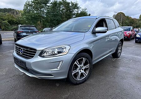 Volvo XC 60 XC60 Summum AWD Panorama*Leder*Standheizung