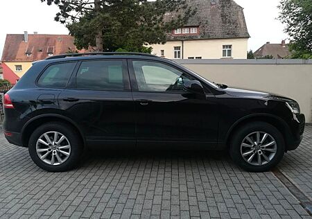 VW Touareg Volkswagen 3.0 V6 TDI 150kW Tiptr Exclusive BMo...