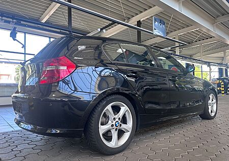 BMW 116i GLASDACH/ SHZ/ NAVIGATION/ PDC/ TÜV NEU