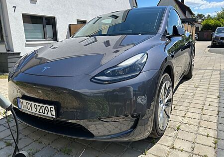 Tesla Model Y Long Range Dual Motor AWD