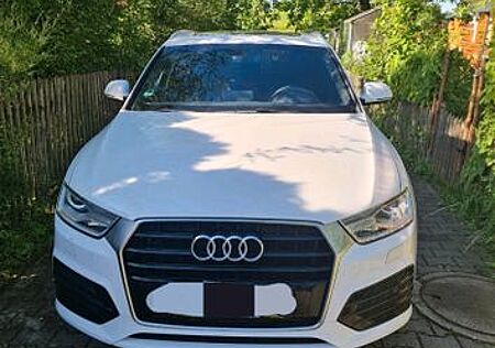 Audi Q3 2.0 TFSI 132kW quattro S tronic -