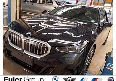 BMW 520 d Touring M Sport AHK Pano H/K StandHzg Trav