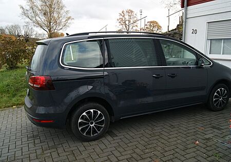 VW Sharan Volkswagen 2.0 TDI SCR Comfortline Comfortline
