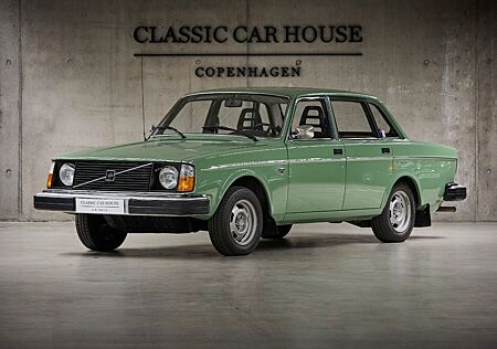 Volvo 244 - Excellent Condition