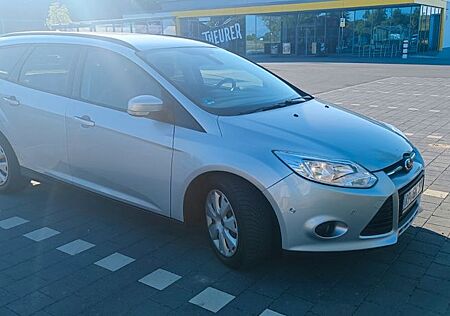 Ford Focus 2,0TDCi 103kW Champions Edition Turnie...