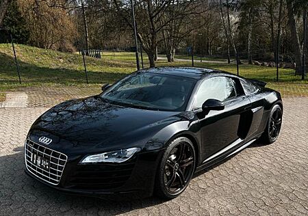 Audi R8 4.2 FSI Quattro Handschalter 1. Hand TOP