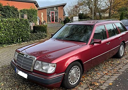 Mercedes-Benz T-Klasse W124 230TE