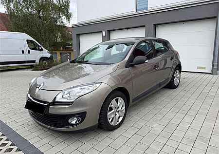 Renault Megane 1.6 Navi,Klima,Tempo,Sitzheizung,TÜV,AHK