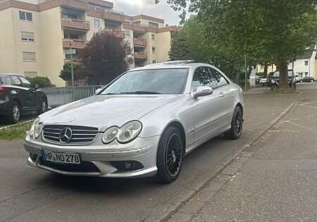 Mercedes-Benz CLK 320 AVANTGARDE Avantgarde