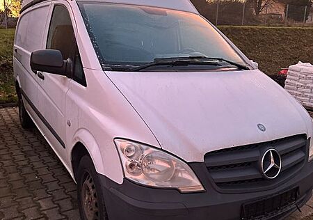 Mercedes-Benz Vito 113 CDI Hochdach