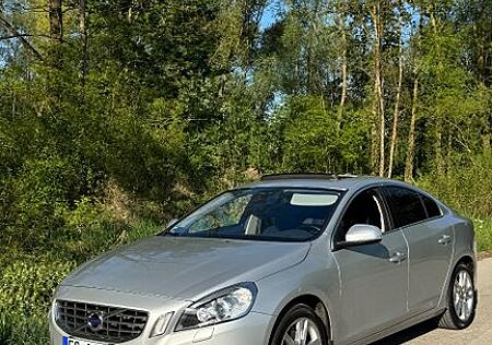 Volvo S60 Automatik | SHZ | Navi | Zahnriemen Neu |PDC