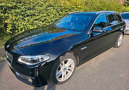 BMW 535d Touring A Luxury Line Luxury Line