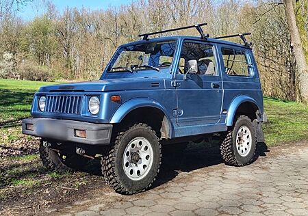 Suzuki SJ Samurai