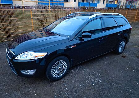 Ford Mondeo 2,0TDCi 103kW DPF Black Magic Turnier...