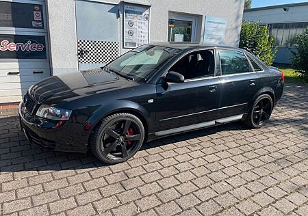 Audi S4 Lim. 4.2 quattro, HUAU neu, wenig KM