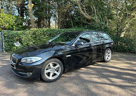 BMW 520d Touring -Navi / Klima / 2 Satz LMFelgen