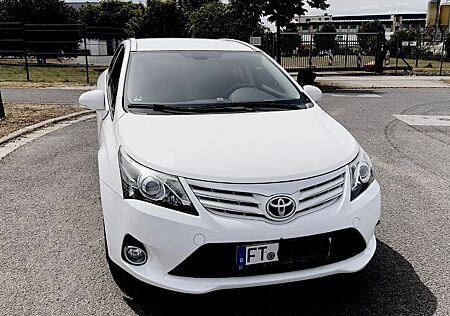 Toyota Avensis Combi 1,8-l-Valvematic M. S Edition ...