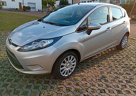 Ford Fiesta Trend KLIMA/SERVICE-TÜV-BREMSE-NEU