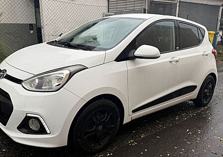 Hyundai i10 Passion/EURO6/CLIMATR/ALU