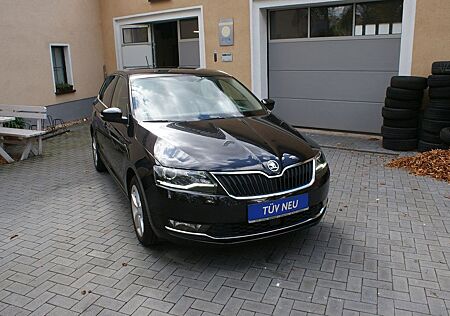 Skoda Rapid 1.0 TSI CLEVER/Navi/PDC/Xenon/SHZ