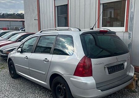Peugeot 307 2.0 16V 135
