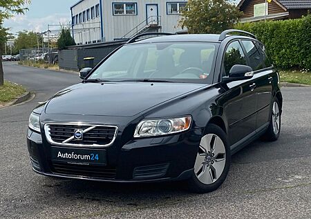 Volvo V50 Kombi 1.6 D Drive*1.Hand*Klima*Vollleder*