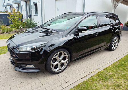 Ford Focus 2,0 EB ST Leder-Sport-Paket Turnier ST