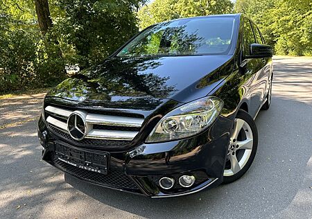 Mercedes-Benz B 200 Sportpaket Automatik Navi TÜV NEU