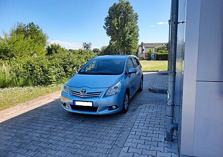 Toyota Verso 1.8l Valvematic Executive Multidrive S...