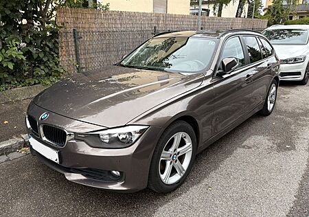 BMW 318d Touring Aut. PDC RFK AHK