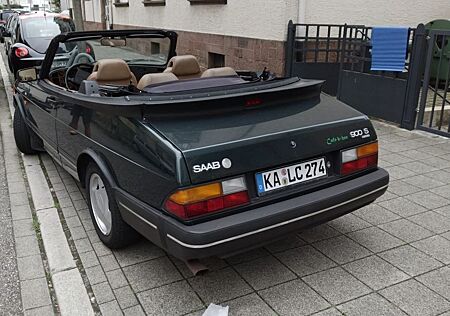 Saab 900