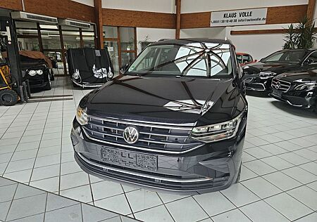 VW Tiguan Volkswagen 2.0 TDI ACTIVE LED ACC SHZ RFK Navi Spurh